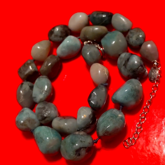 Stauer Hand Knotted Raw Emerald Gold Over Sterling Silver Necklace - Picture 3 of 3